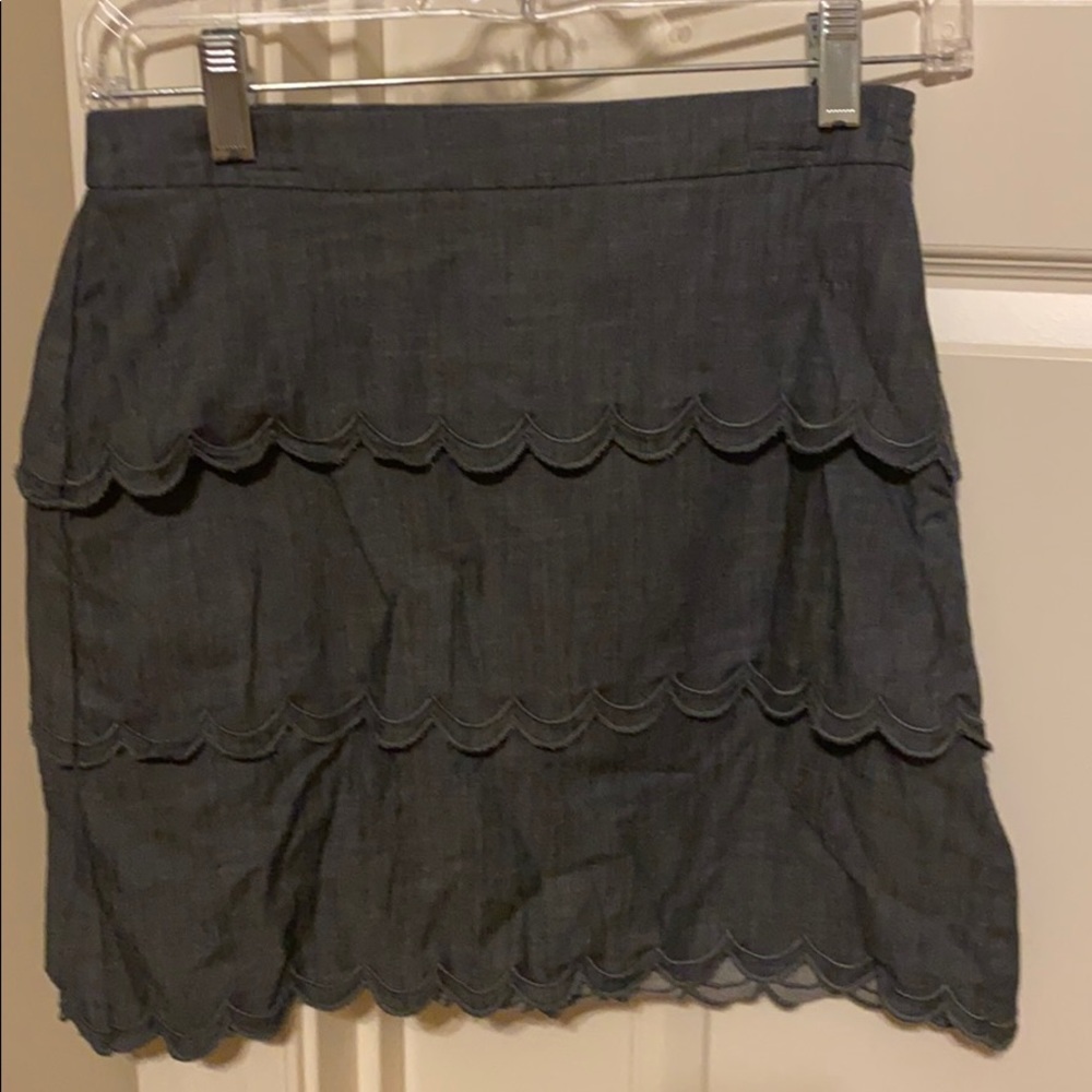 Banana republic petite scalloped edge skirt